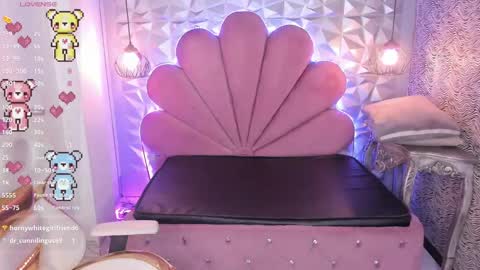    online show from March 12, 10:07 pm