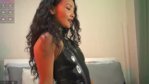 Snapshot of mercedesss_8 chatting on September 18, 9:46 am Next show on 03 Dec online show from September 18, 9:46 am