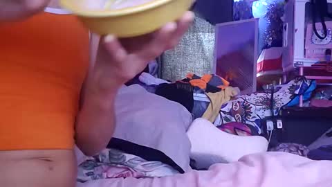 gurlnips online show from February 5, 12:10 am