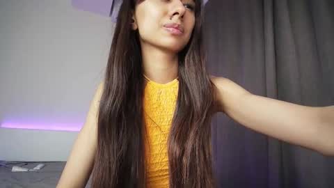 meriannabell online show from October 25, 12:49 pm