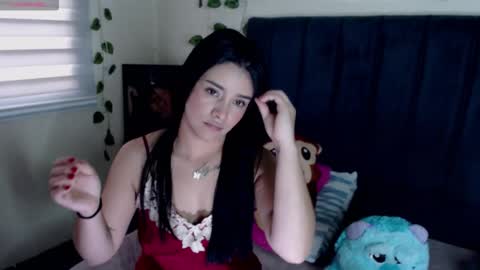 Snapshot of merilynwhithe_ chatting on September 20, 11:57 am Merilyn online show from September 20, 11:57 am