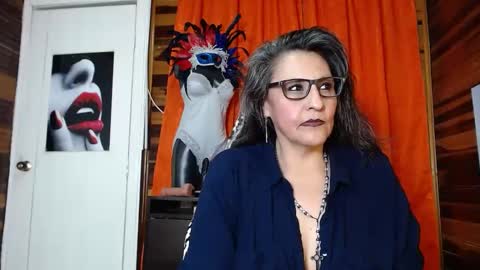 Snapshot of merlyna_goldens chatting on February 13, 2:12 am My next birthday is December 11th. online show from February 13, 2:12 am
