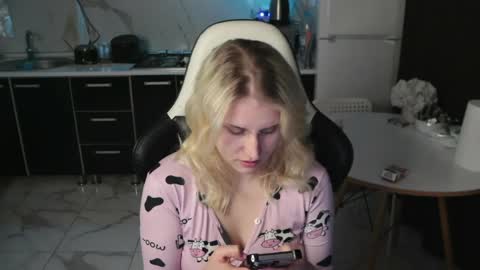 Merty online show from April 16, 9:15 pm