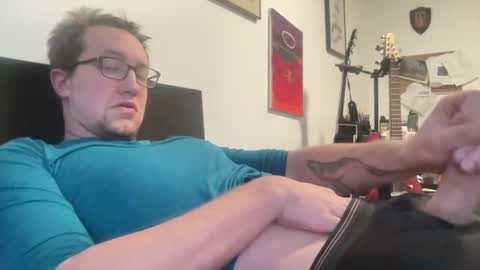 metallica92786 online show from March 3, 10:10 pm