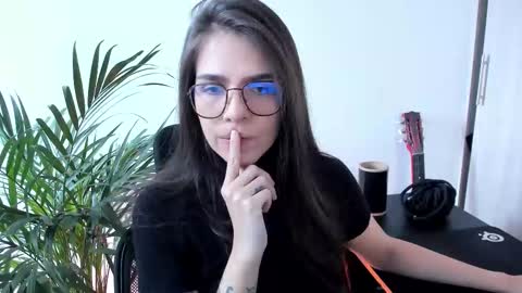 Meurif online show from October 18, 2:54 pm