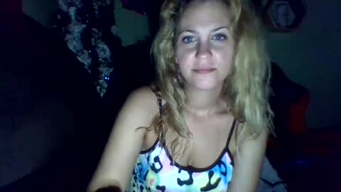 Snapshot of mezzy69 chatting on September 27, 8:34 am mezzy69 online show from September 27, 8:34 am