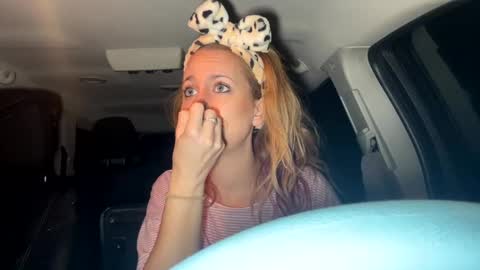 Snapshot of mezzy69 chatting on January 17, 10:11 am mezzy69 online show from January 17, 10:11 am