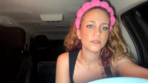 Snapshot of mezzy69 chatting on February 8, 9:56 am mezzy69 online show from February 8, 9:56 am