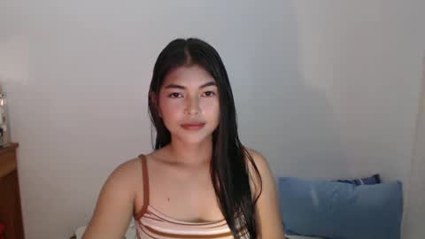 mia online show from February 7, 4:59 am