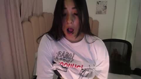Snapshot of mia_112022 chatting on September 25, 9:22 pm Mia zoe online show from September 25, 9:22 pm