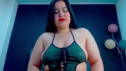 C A L L  M E  M I A  online show from October 1, 6:34 am