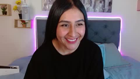 Snapshot of mia_ayra chatting on September 30, 3:44 pm M I A A Y R A online show from September 30, 3:44 pm