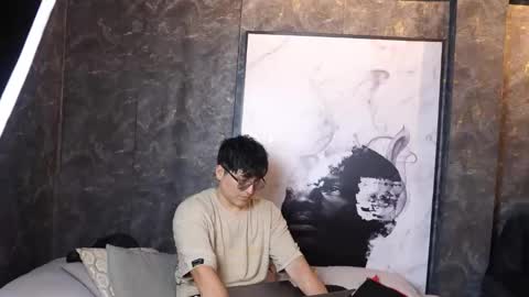 Belmont and Mia online show from April 11, 6:56 pm