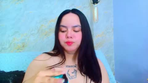 Mia  online show from December 15, 12:12 pm