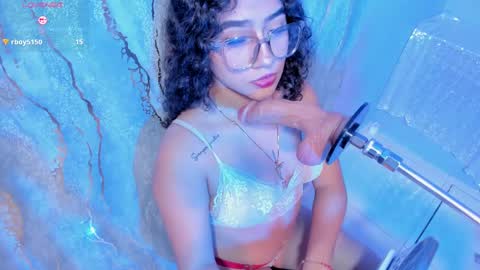 Snapshot of mia_cataleiya chatting on October 5, 12:35 pm mia online show from October 5, 12:35 pm