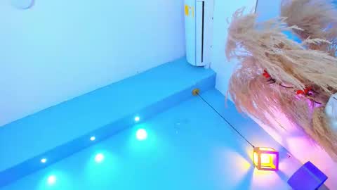 mia_collins09 online show from February 10, 4:37 am