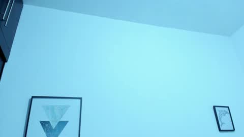 Snapshot of mia_collivens chatting on October 13, 11:12 am mia online show from October 13, 11:12 am