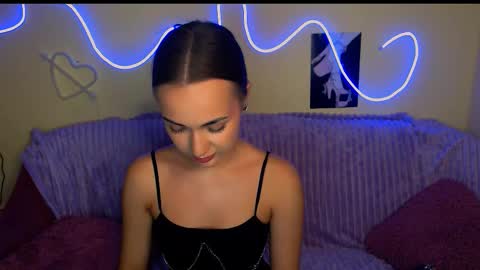 Snapshot of mia_cutie77 chatting on September 25, 10:44 am mia_cutie77 online show from September 25, 10:44 am