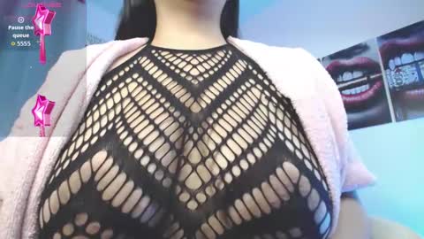 Snapshot of mia_downson chatting on September 27, 10:24 am Mia online show from September 27, 10:24 am