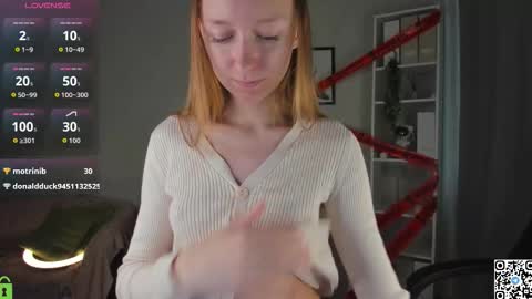 mia_e1fie online show from October 26, 9:32 am