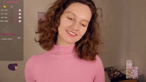 Snapshot of mia_frizz chatting on September 12, 12:18 pm Mia online show from September 12, 12:18 pm