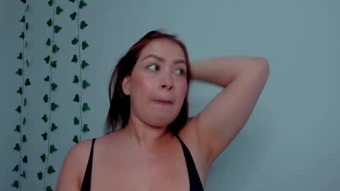 Snapshot of mia_garcia2 chatting on September 29, 9:36 pm MIA online show from September 29, 9:36 pm