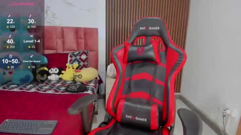 M I A  online show from March 5, 2:45 pm