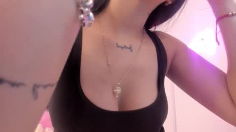    online show from November 18, 12:30 pm