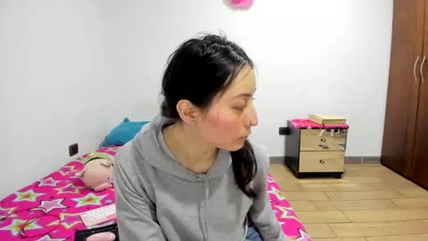 Snapshot of mia_kanee chatting on January 11, 4:06 am mia kaneee online show from January 11, 4:06 am