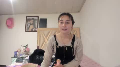 Snapshot of mia_kanee chatting on October 18, 12:48 am mia kaneee online show from October 18, 12:48 am