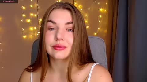 Snapshot of mia_lemm chatting on September 22, 8:07 am mia_lemm online show from September 22, 8:07 am