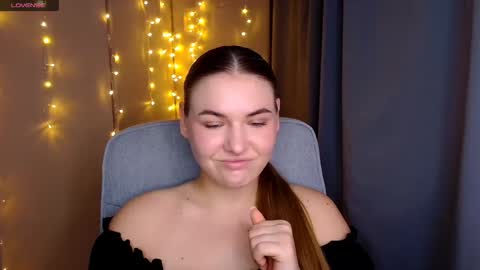 Snapshot of mia_lemm chatting on October 13, 8:05 am mia_lemm online show from October 13, 8:05 am