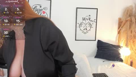 Mia online show from March 21, 1:38 pm