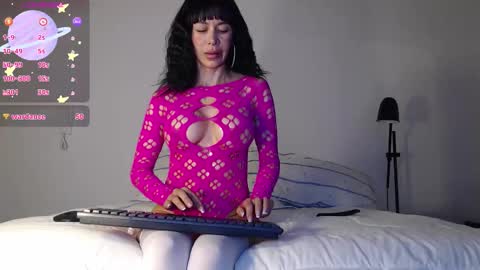 Mia online show from January 13, 10:39 pm