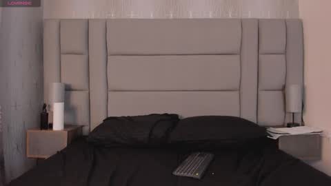    online show from October 27, 8:53 pm