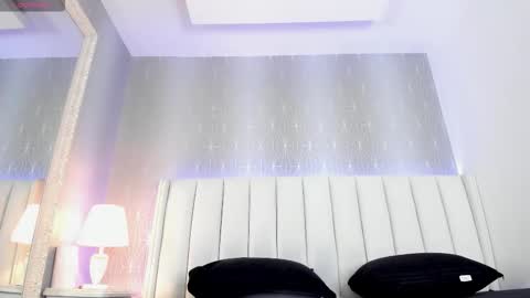    online show from March 23, 8:03 pm