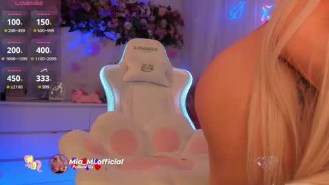 Snapshot of mia_milana chatting on February 28, 12:09 pm online show from February 28, 12:09 pm
