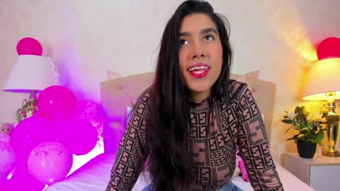 mia montess online show from March 28, 12:50 pm