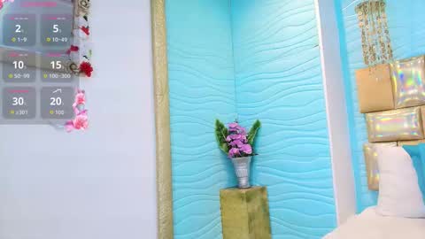 Snapshot of mia_montess chatting on October 15, 1:34 pm mia montess online show from October 15, 1:34 pm