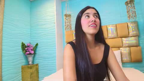 Snapshot of mia_montess chatting on October 14, 1:14 pm mia montess online show from October 14, 1:14 pm