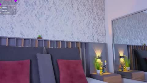 MIa online show from October 17, 2:21 pm