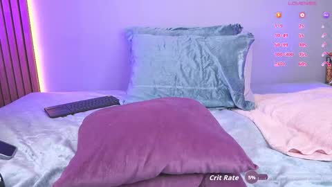 Mia Reeves online show from October 17, 7:51 pm