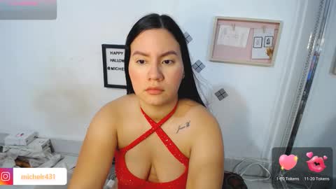 mia reys online show from November 11, 1:02 pm