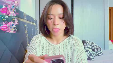 Snapshot of mia_sirenia chatting on February 28, 6:21 am Mia online show from February 28, 6:21 am