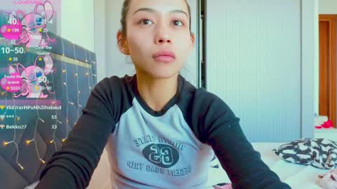 Snapshot of mia_sirenia chatting on March 6, 10:30 am Mia online show from March 6, 10:30 am