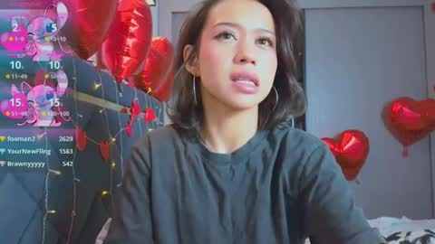 Snapshot of mia_sirenia chatting on February 23, 12:27 pm Mia online show from February 23, 12:27 pm