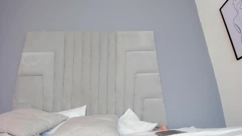 Snapshot of mia_smith_x chatting on February 26, 11:09 pm mia_smith_x online show from February 26, 11:09 pm