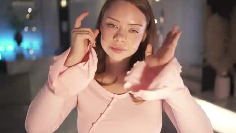 VixenMia online show from April 8, 4:48 am