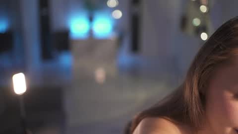 VixenMia online show from April 6, 4:46 am