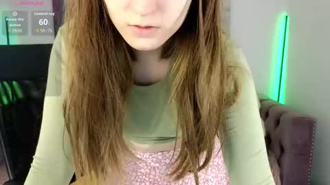 Mia online show from February 25, 10:30 am